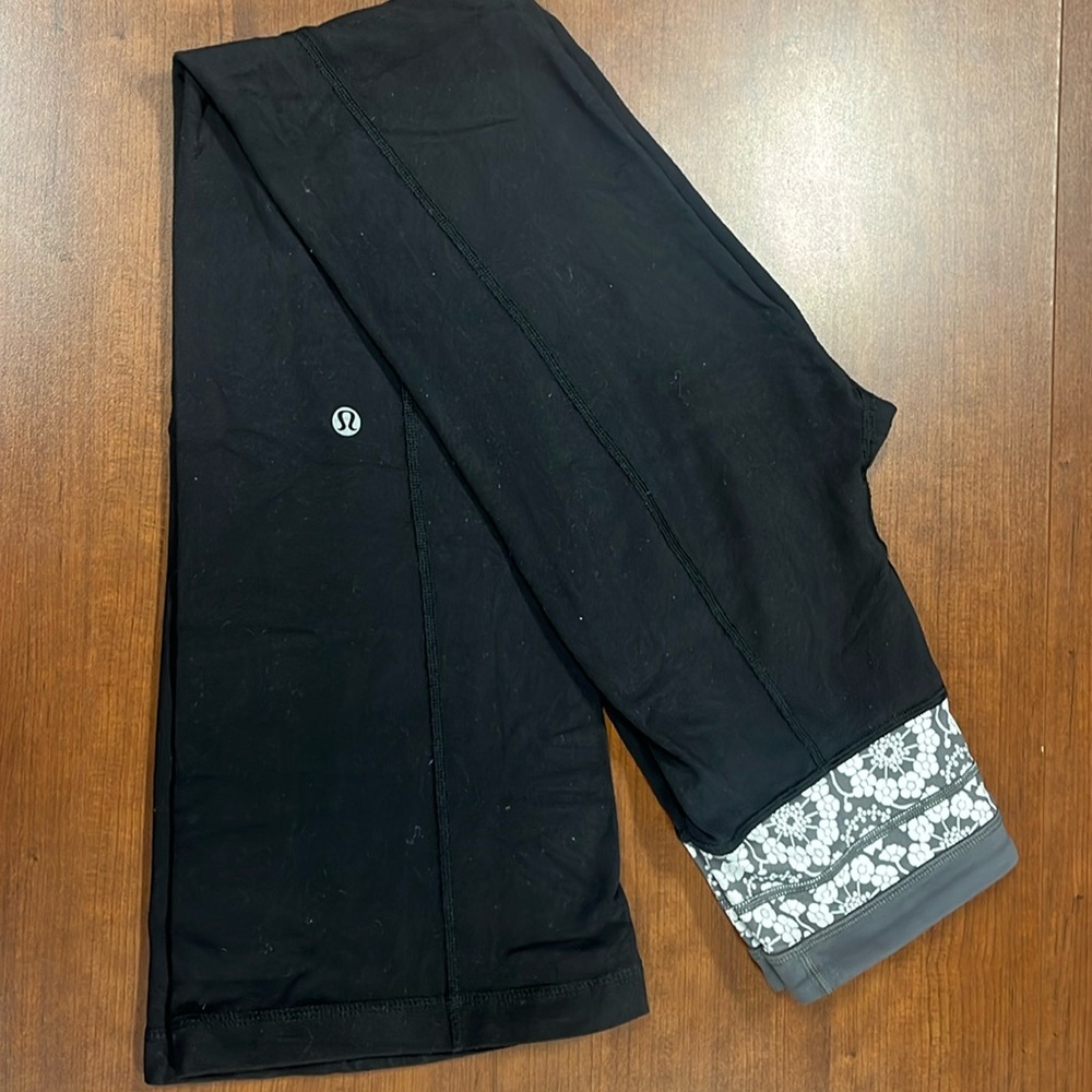 LuluLemon Stretch Knit Straight-Leg Pull-On Pant